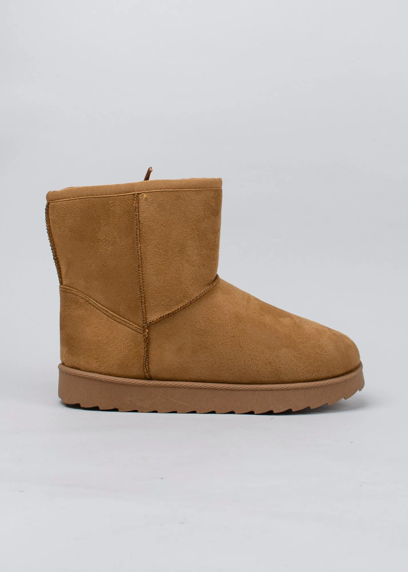 Bota corta peluche sold by Shasa product image thumbnail 2