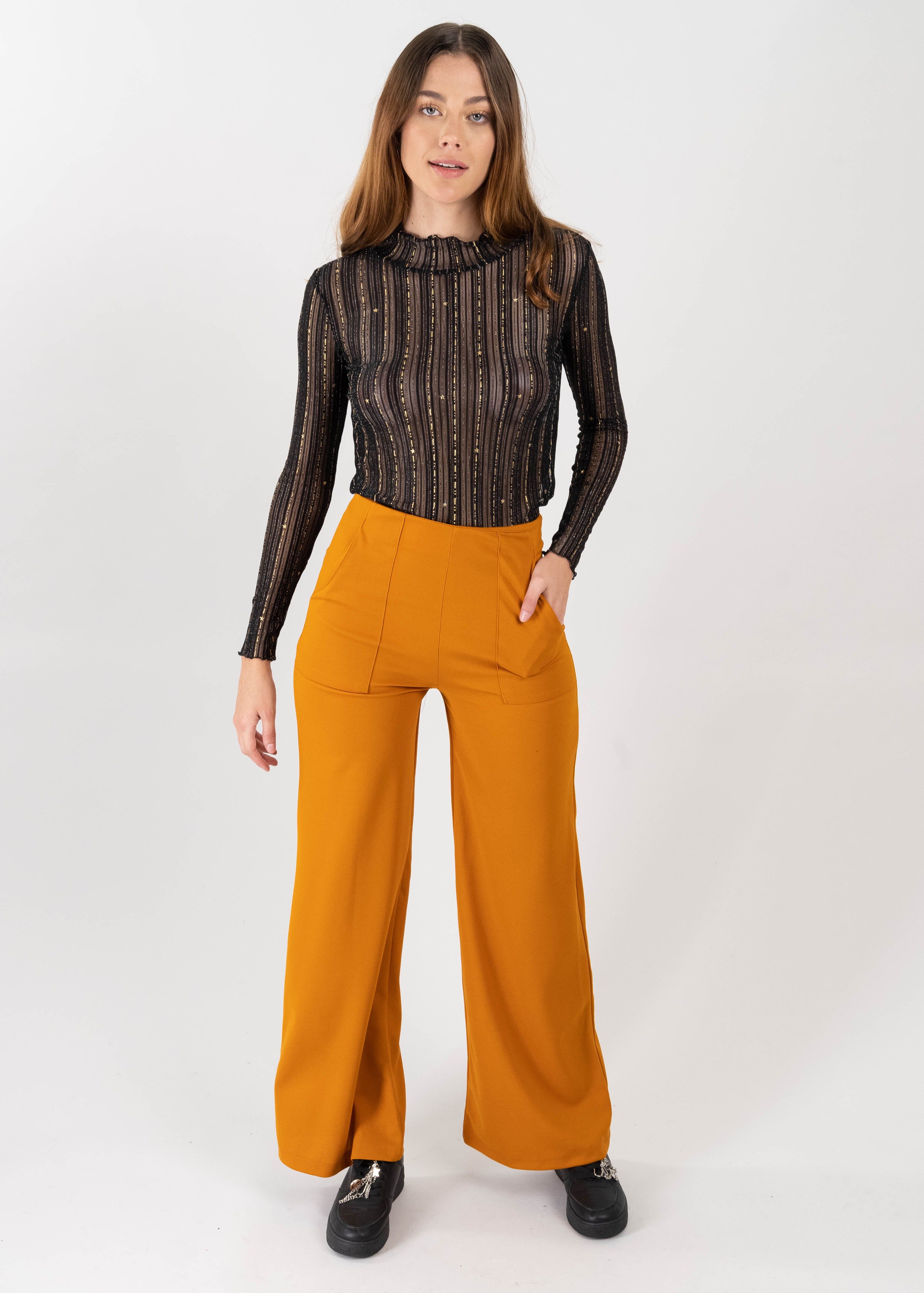 Pantalón amplio bolsillos sold by Shasa