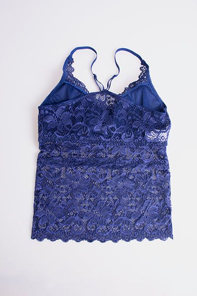 Top con tirantes encaje copa sold by Shasa product image thumbnail 5