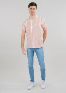 Jeans skinny deslavados sold by Shasa
