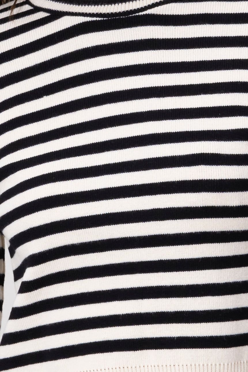 Sueter rayas cuello redondo sold by Shasa product image thumbnail 5