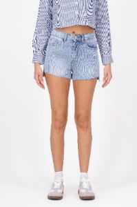 Shorts corte lisos sold by Shasa