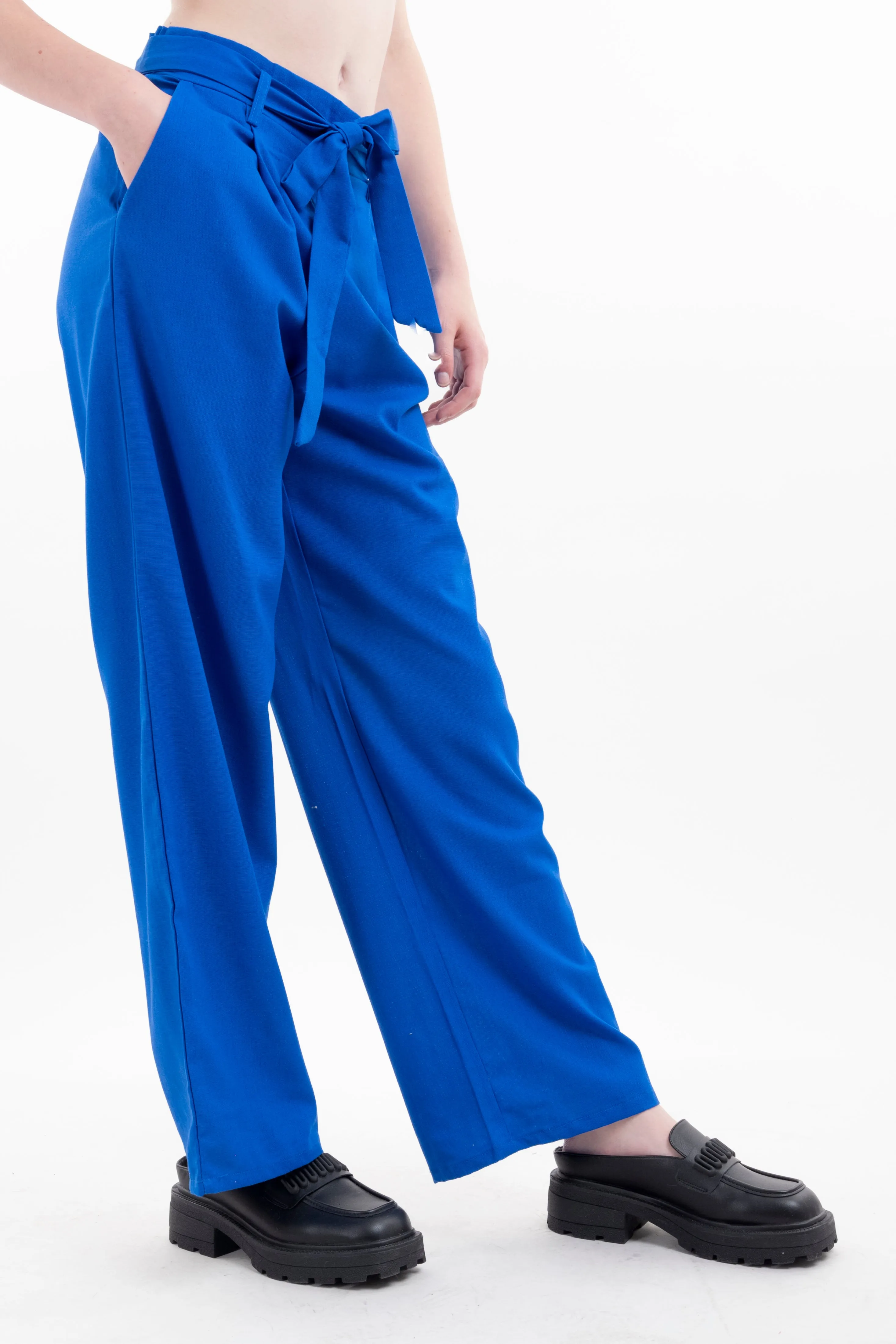 Pantalón straight leg cinturón sold by Shasa product image thumbnail 3