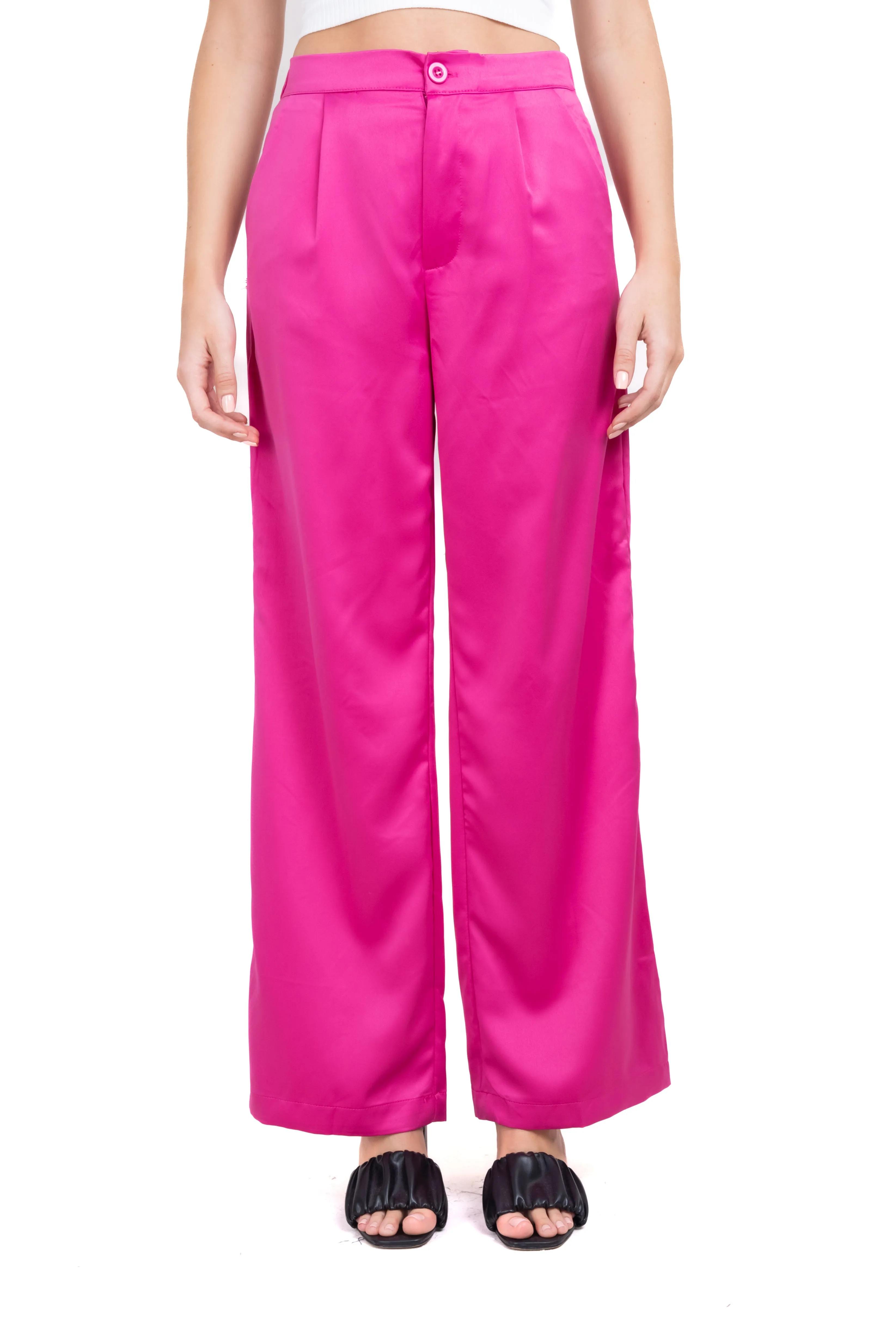 Pantalón sastre satín sold by Shasa