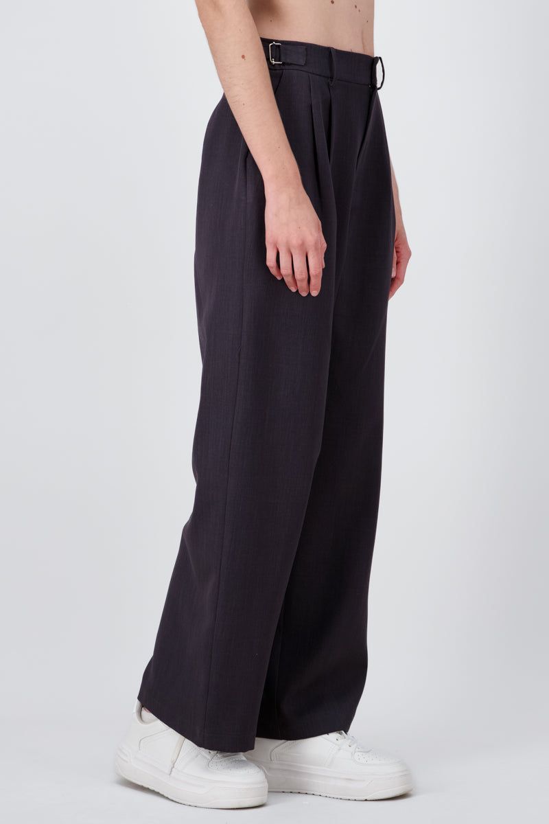PANTALON DETALLE PINZAS sold by Shasa product image thumbnail 3