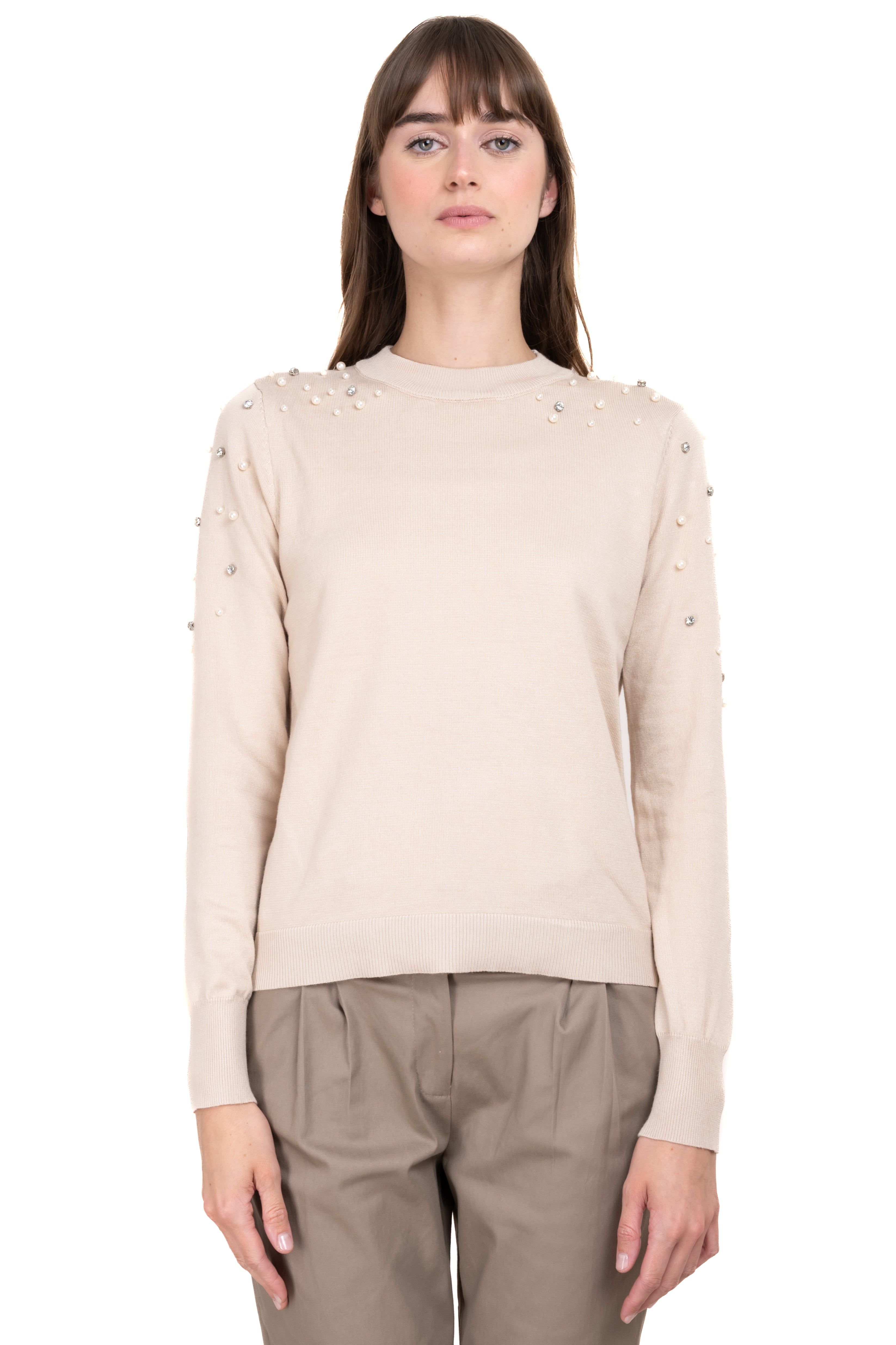 Suéter aplicaciones perlas sold by Shasa product image thumbnail 2