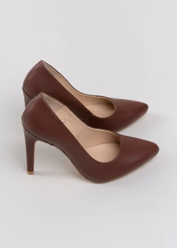 Tacón puntal liso sold by Shasa