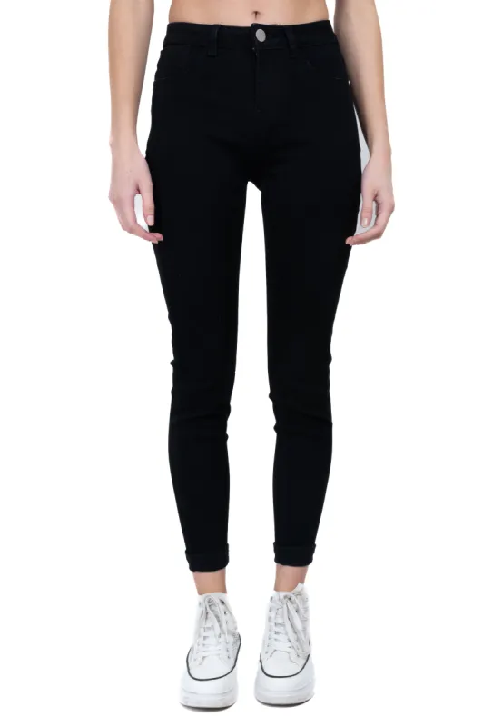 Jeans cintura media dobladillo sold by Shasa
