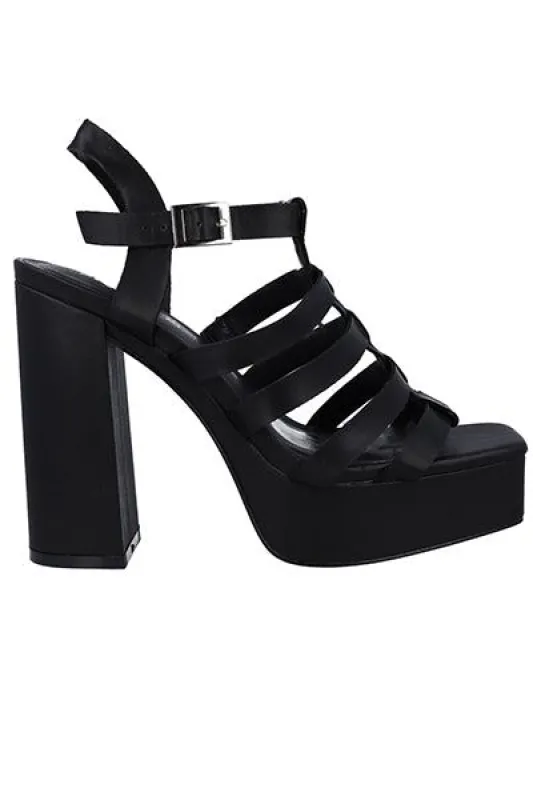 Tacón cangrejero plataforma sold by Shasa