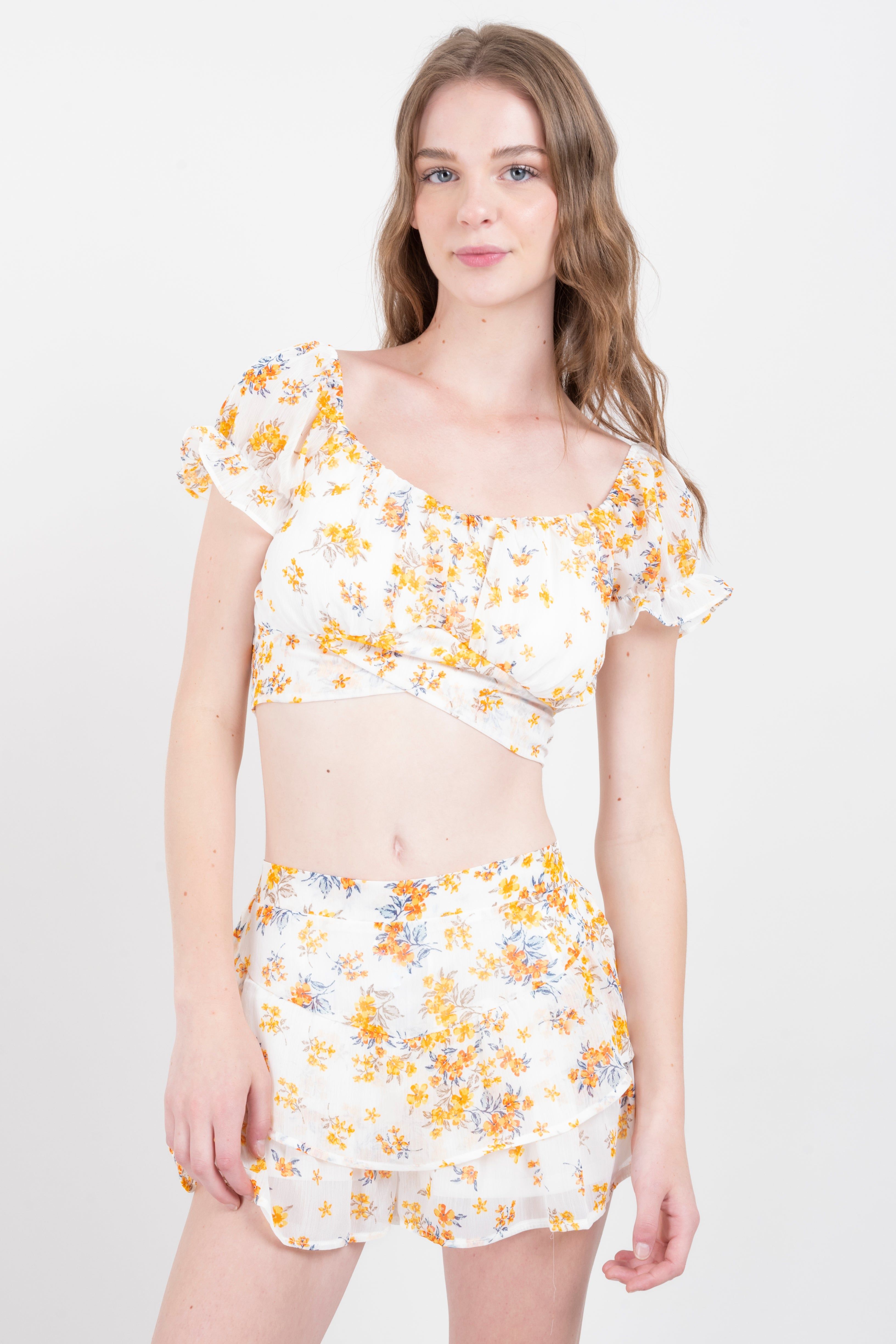 Top crop flores cinta sold by Shasa product image thumbnail 5