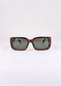 Lentes sol rectangulares carey sold by Shasa