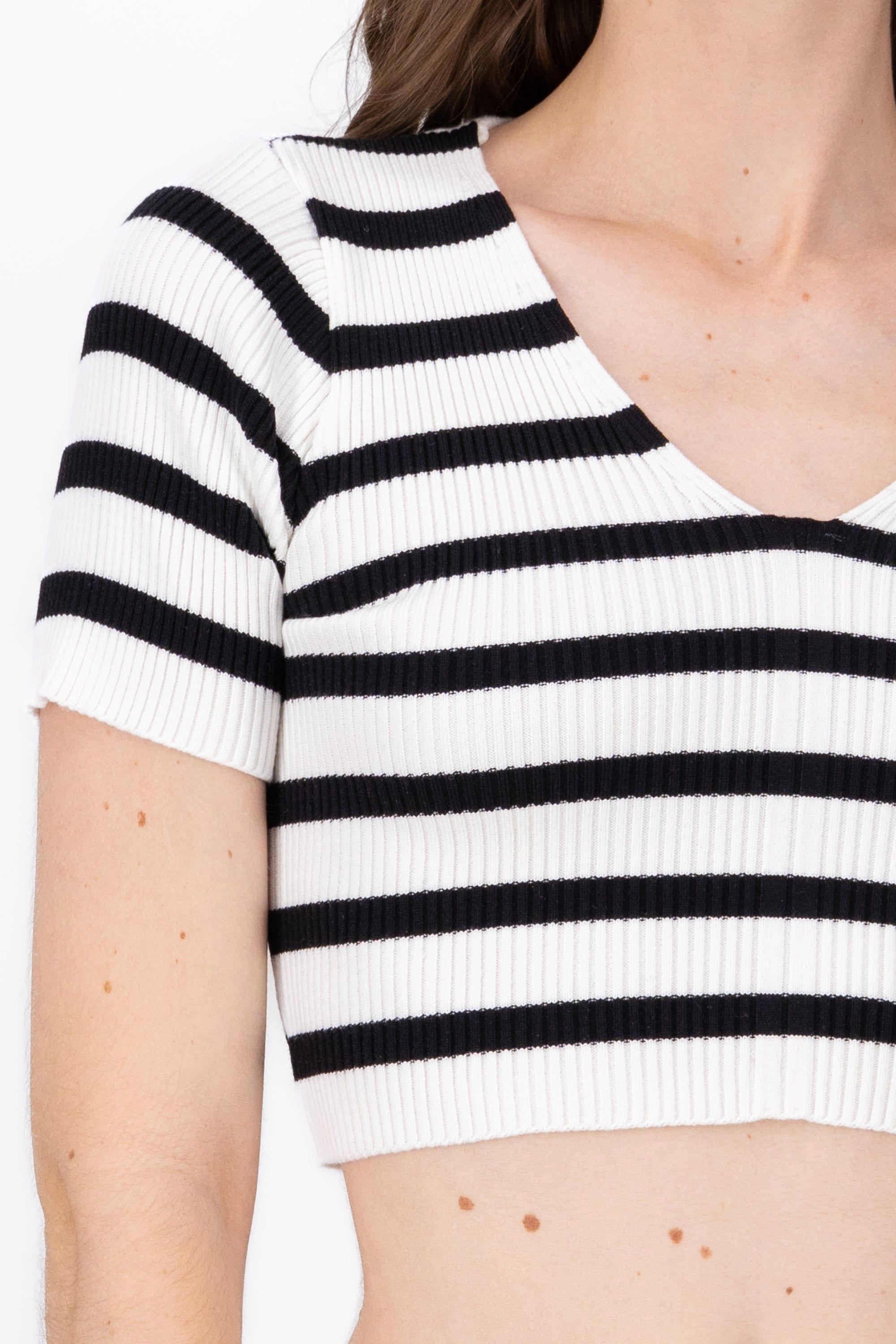 Top Tejido Rayas Manga Corta sold by Shasa product image thumbnail 5