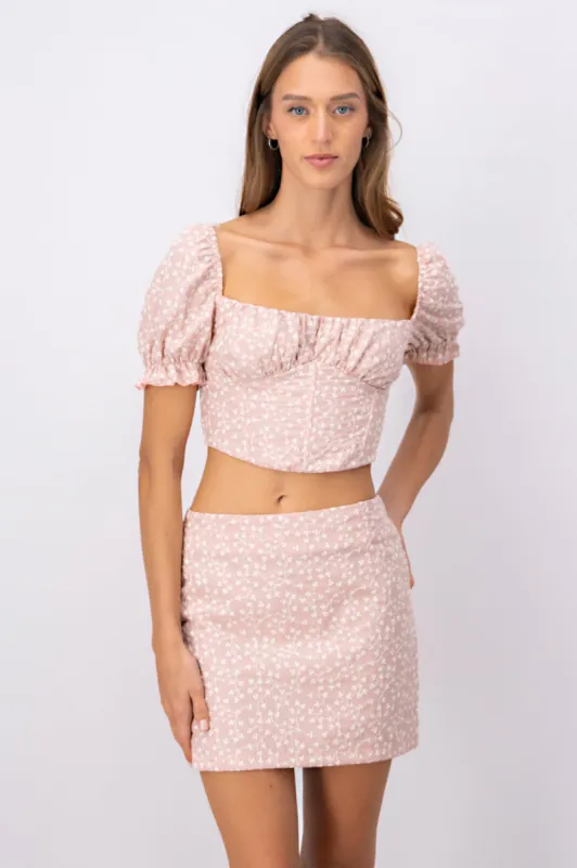 Top corset flores bordadas sold by Shasa
