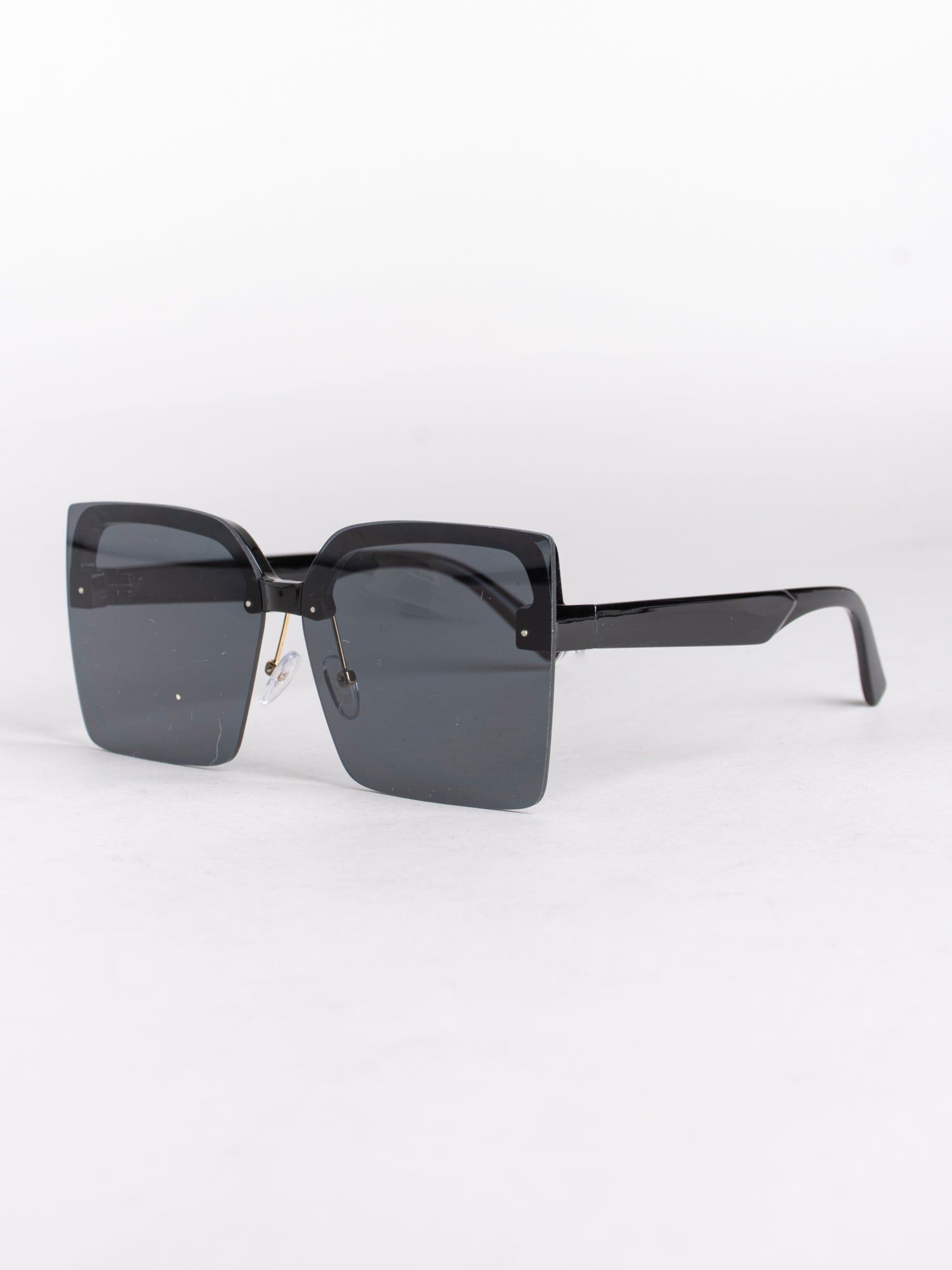 Lentes sol oversized degradado sold by Shasa product image thumbnail 2