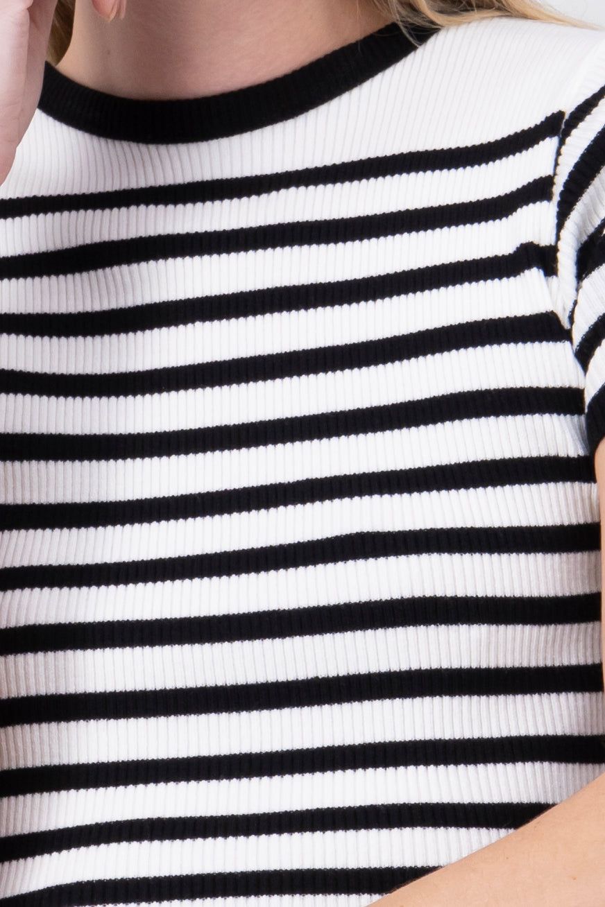 Crop Rayas Manga Corta sold by Shasa product image thumbnail 5