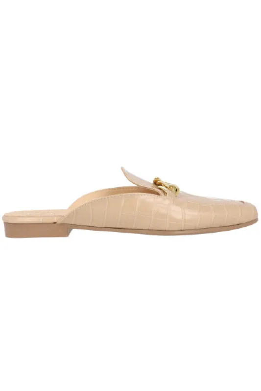 Loafers Mula Efecto Piel Cadena sold by Shasa