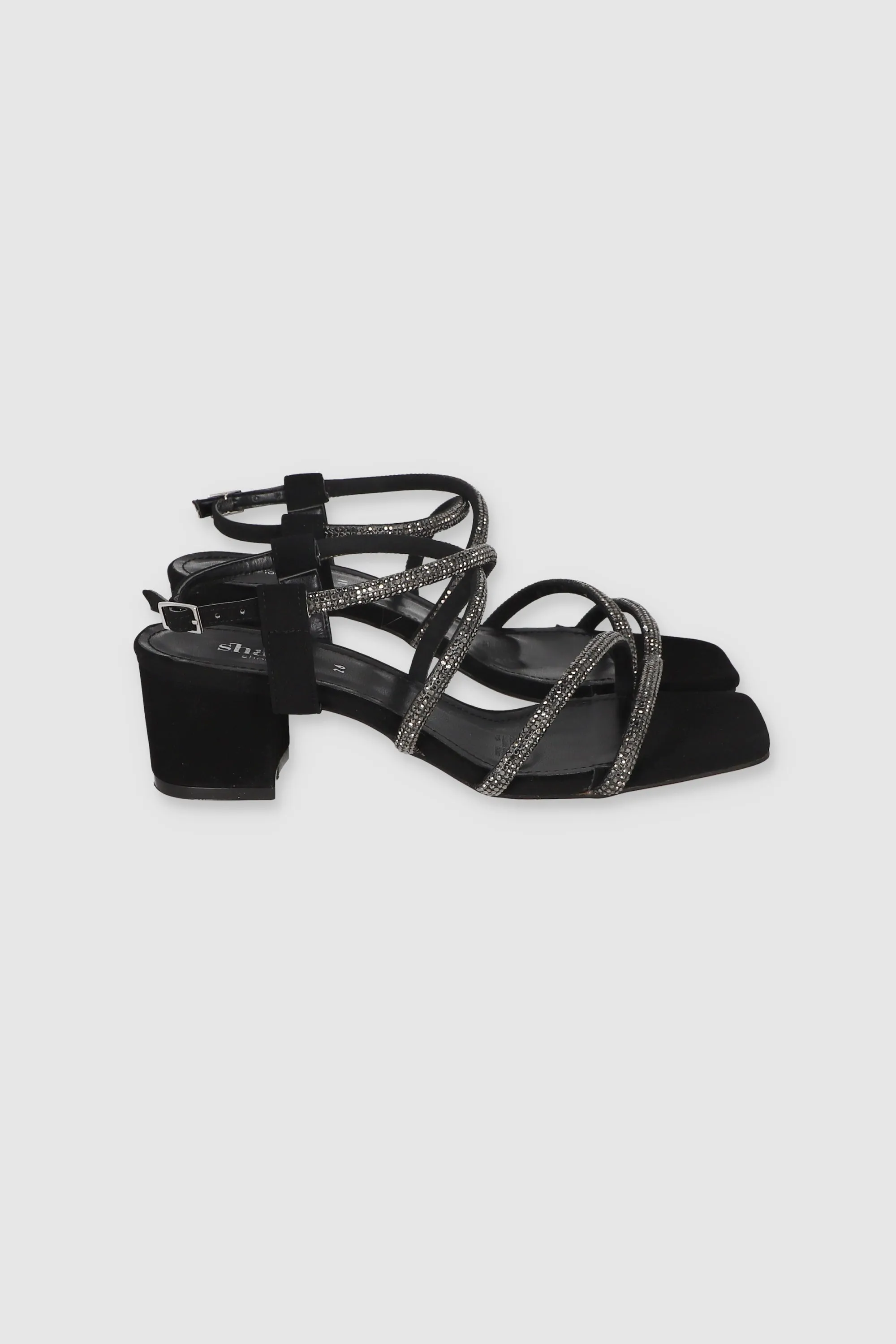 Tacón bloque cinta brillos sold by Shasa