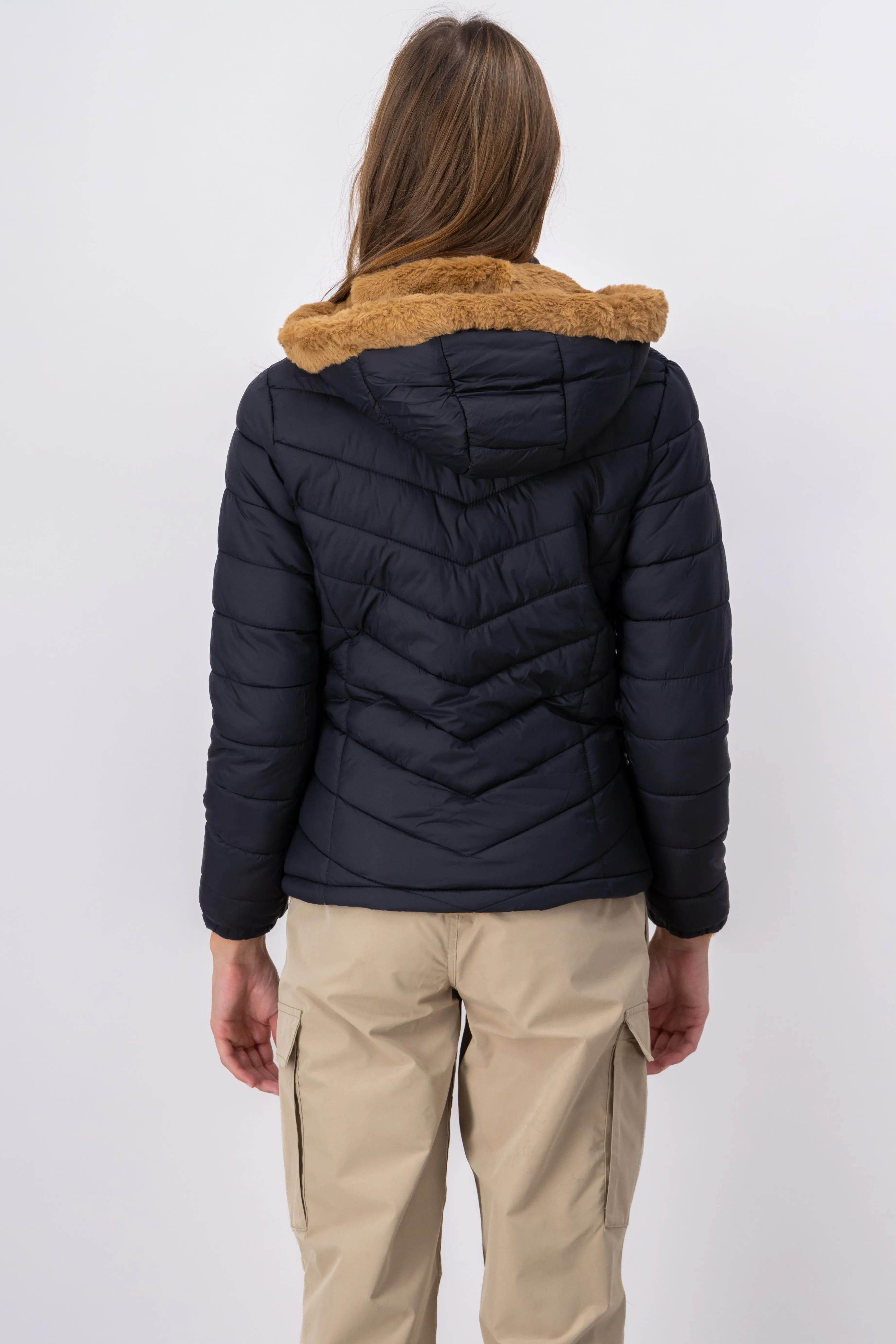 Chamarra capitonada peluche doble vista sold by Shasa product image thumbnail 4