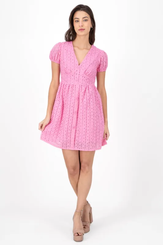 Vestido Bordado Suizo Botones sold by Shasa