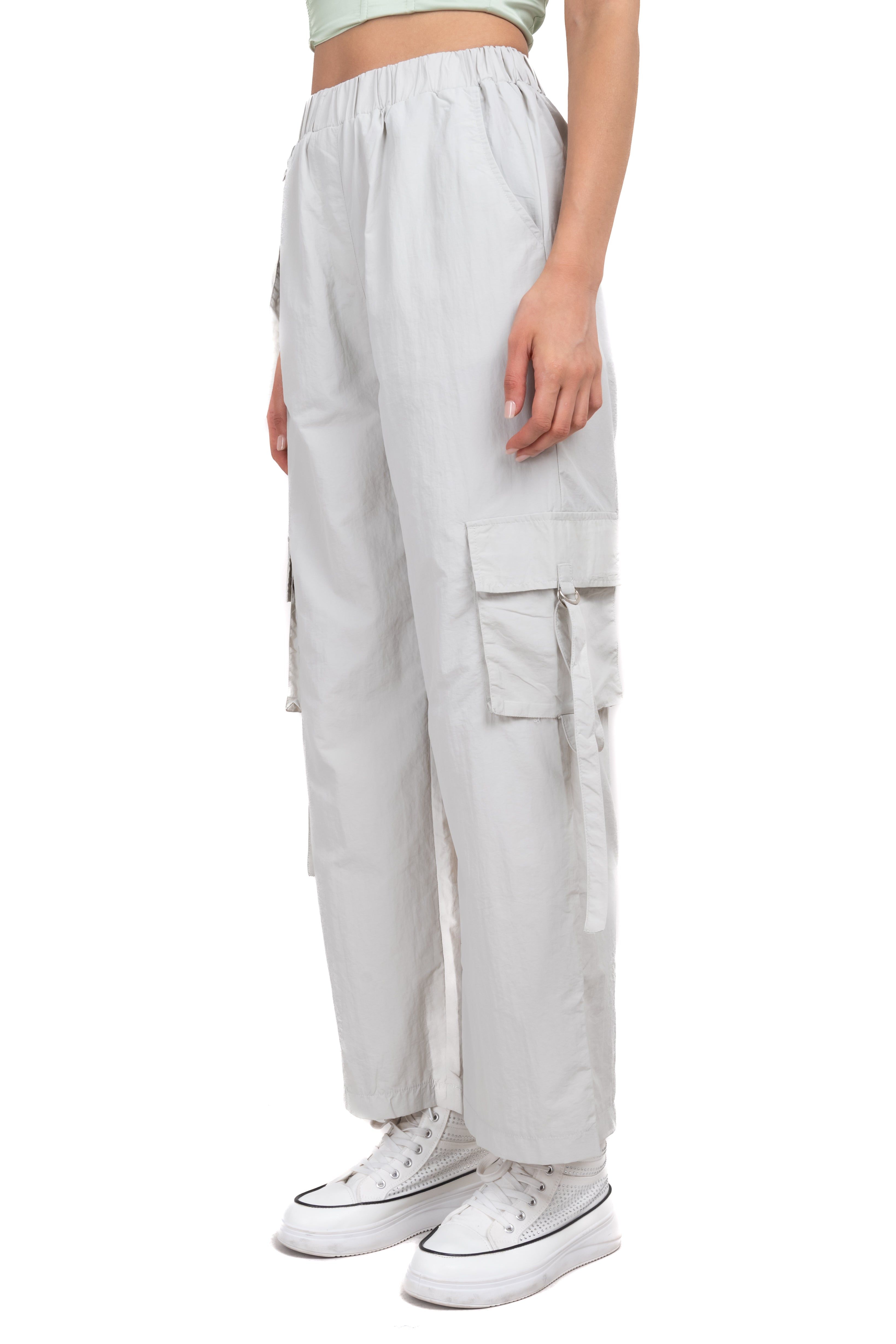 Pantalón cargo bolsas cintas sold by Shasa product image thumbnail 3