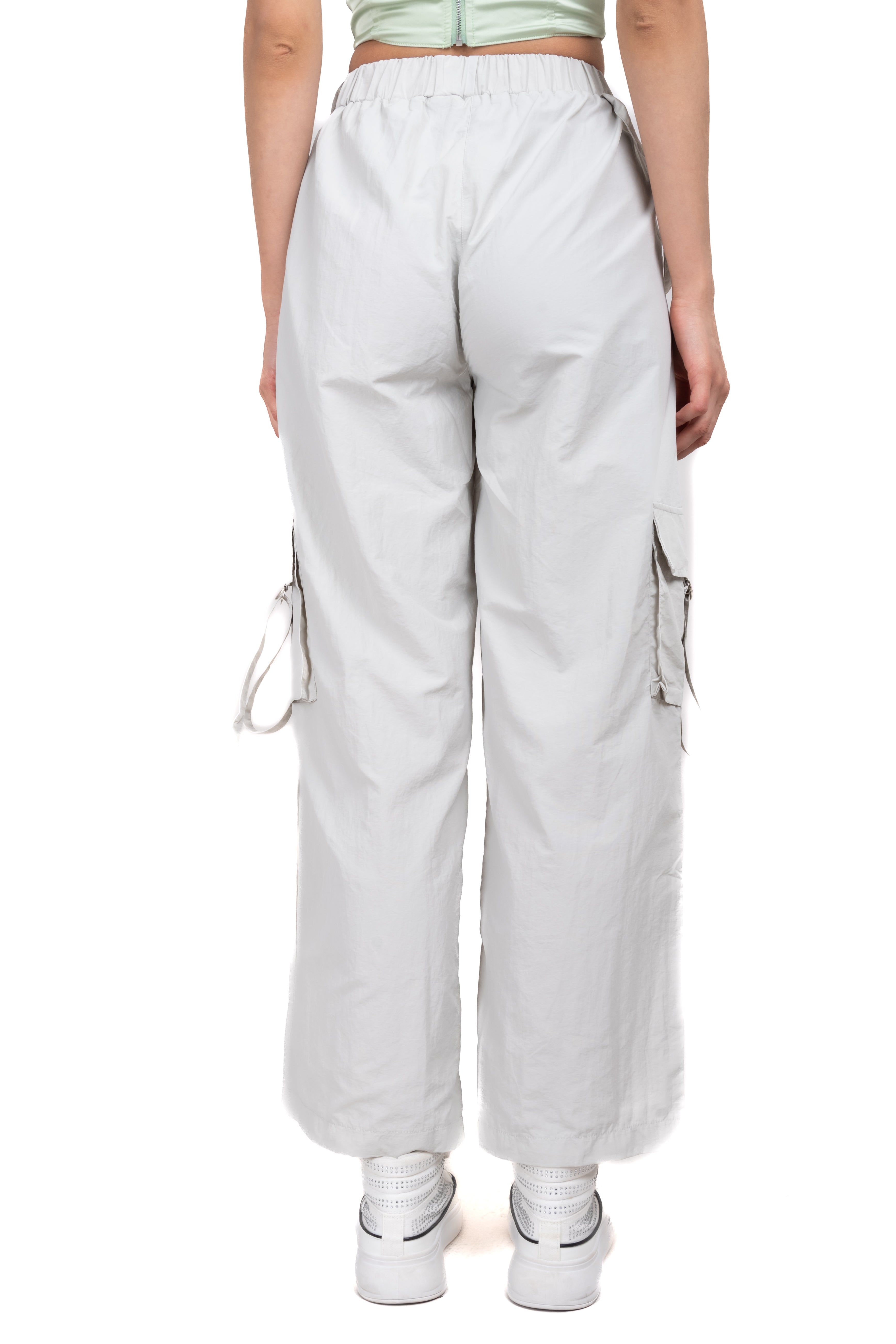 Pantalón cargo bolsas cintas sold by Shasa product image thumbnail 4