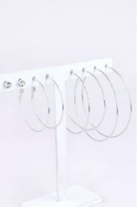 Set 4 pares arracadas aro sold by Shasa