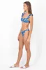 Bikini con copas estampado sold by Shasa