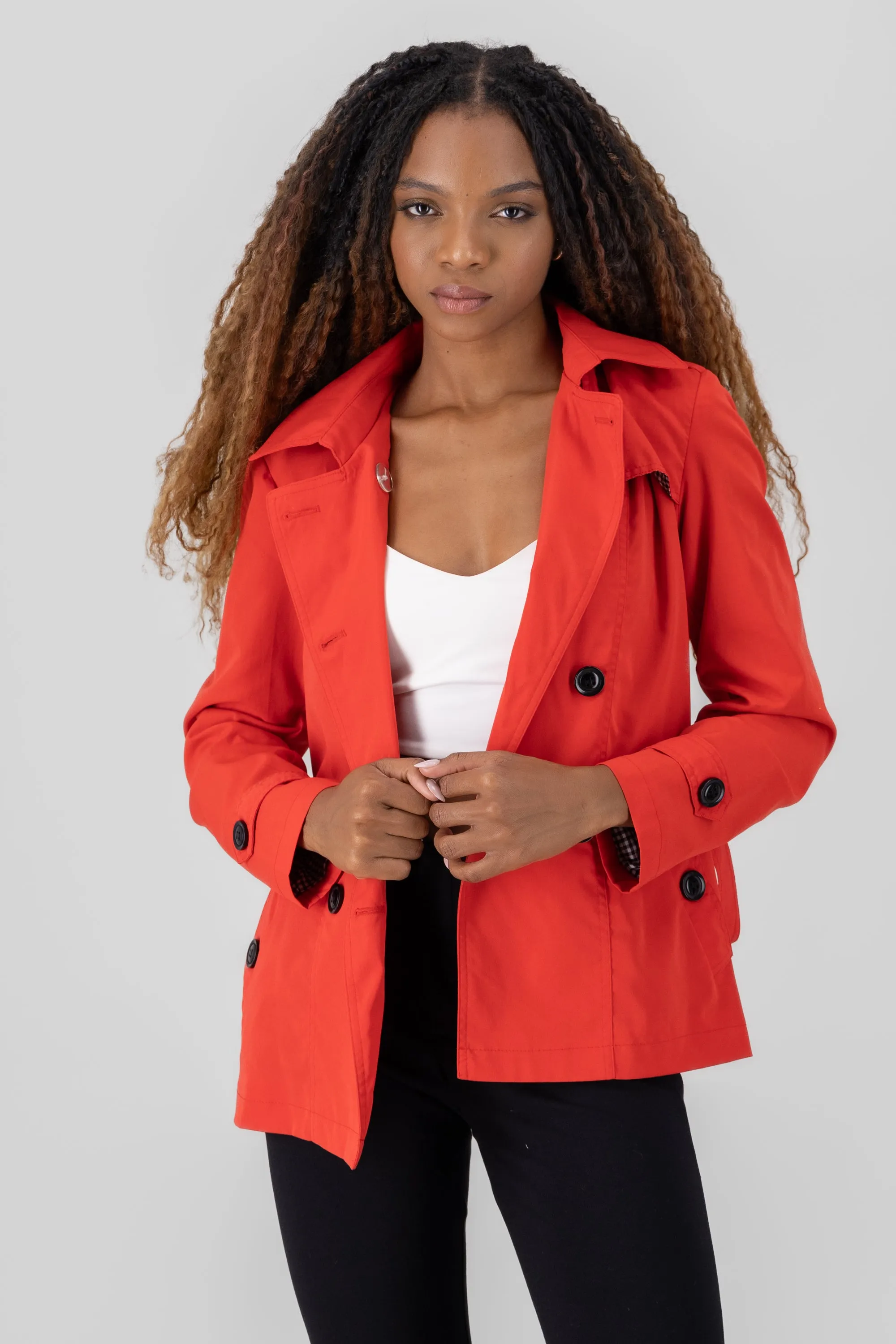 Gabardina con gorro sold by Shasa