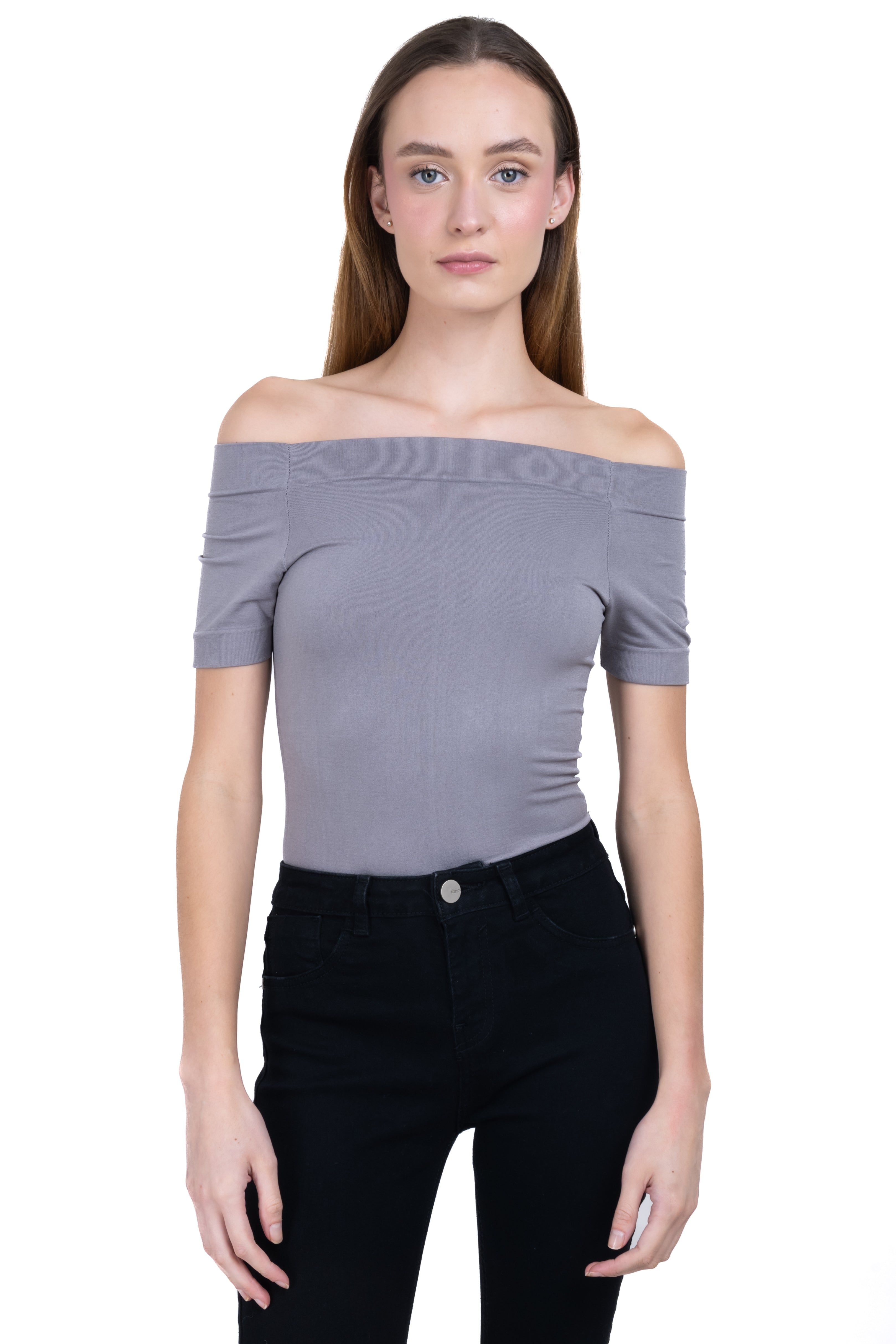 Bodysuit Liso Hombros Descubiertos sold by Shasa