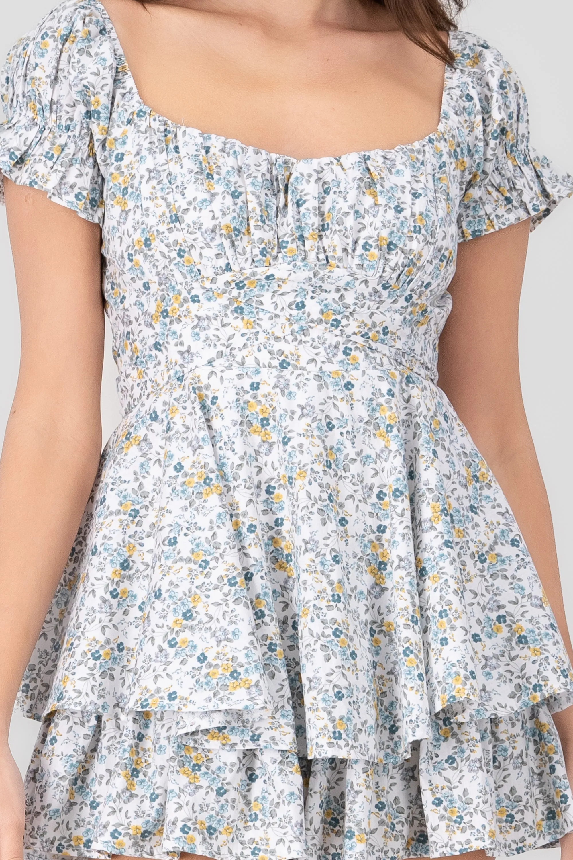 Romper olanes estampado flores sold by Shasa product image thumbnail 5