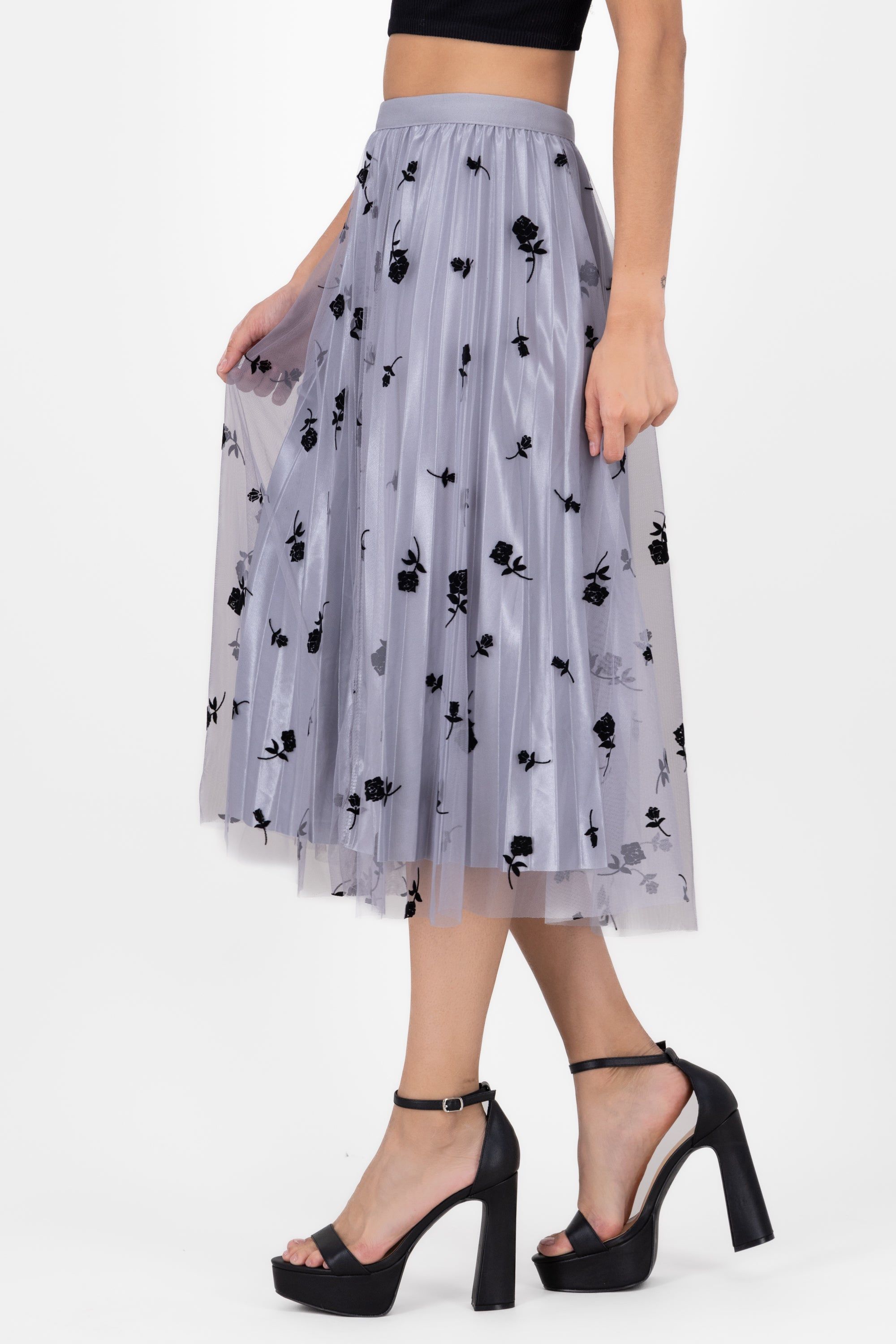 Falda Tulle Con Estampado De Rosas sold by Shasa product image thumbnail 3