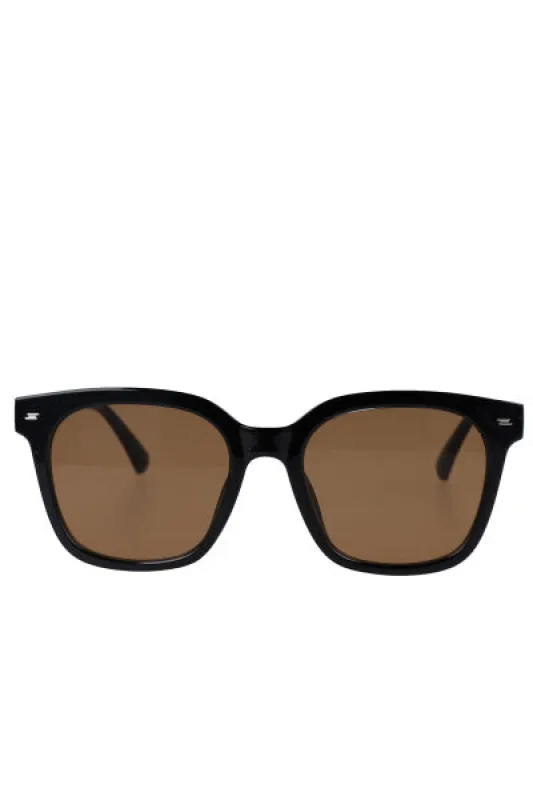 Lentes sol cuadrados armazon delgado sold by Shasa