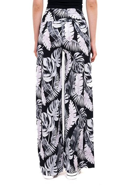 Pantalón wide leg estampado tropical sold by Shasa product image thumbnail 4