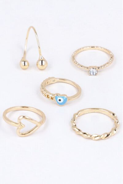 Set 5 anillos brillos sold by Shasa