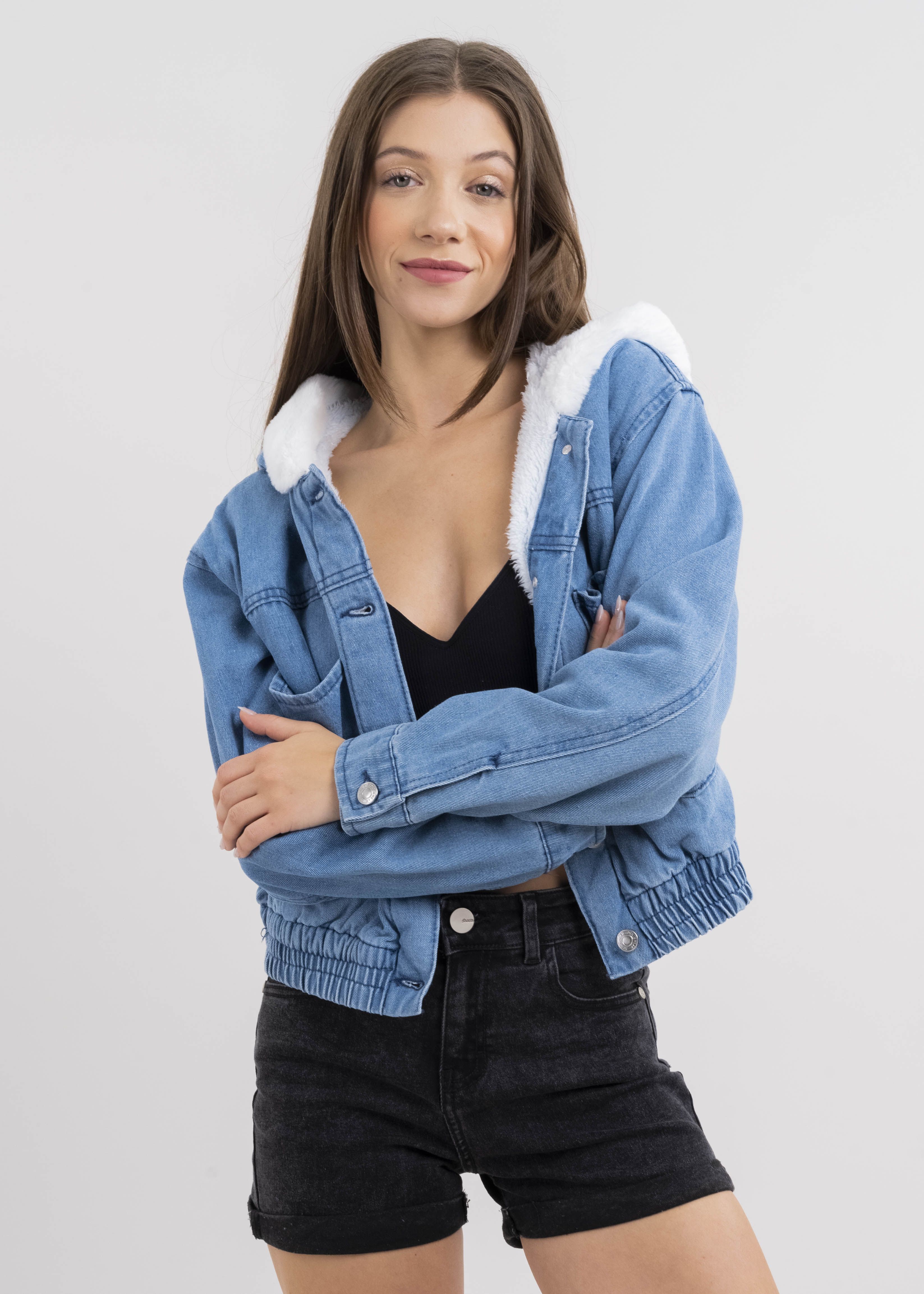 Bomber denim forro sherpa sold by Shasa