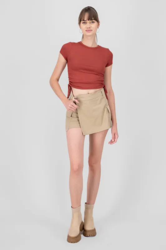 Falda short cargo cruzada sold by Shasa