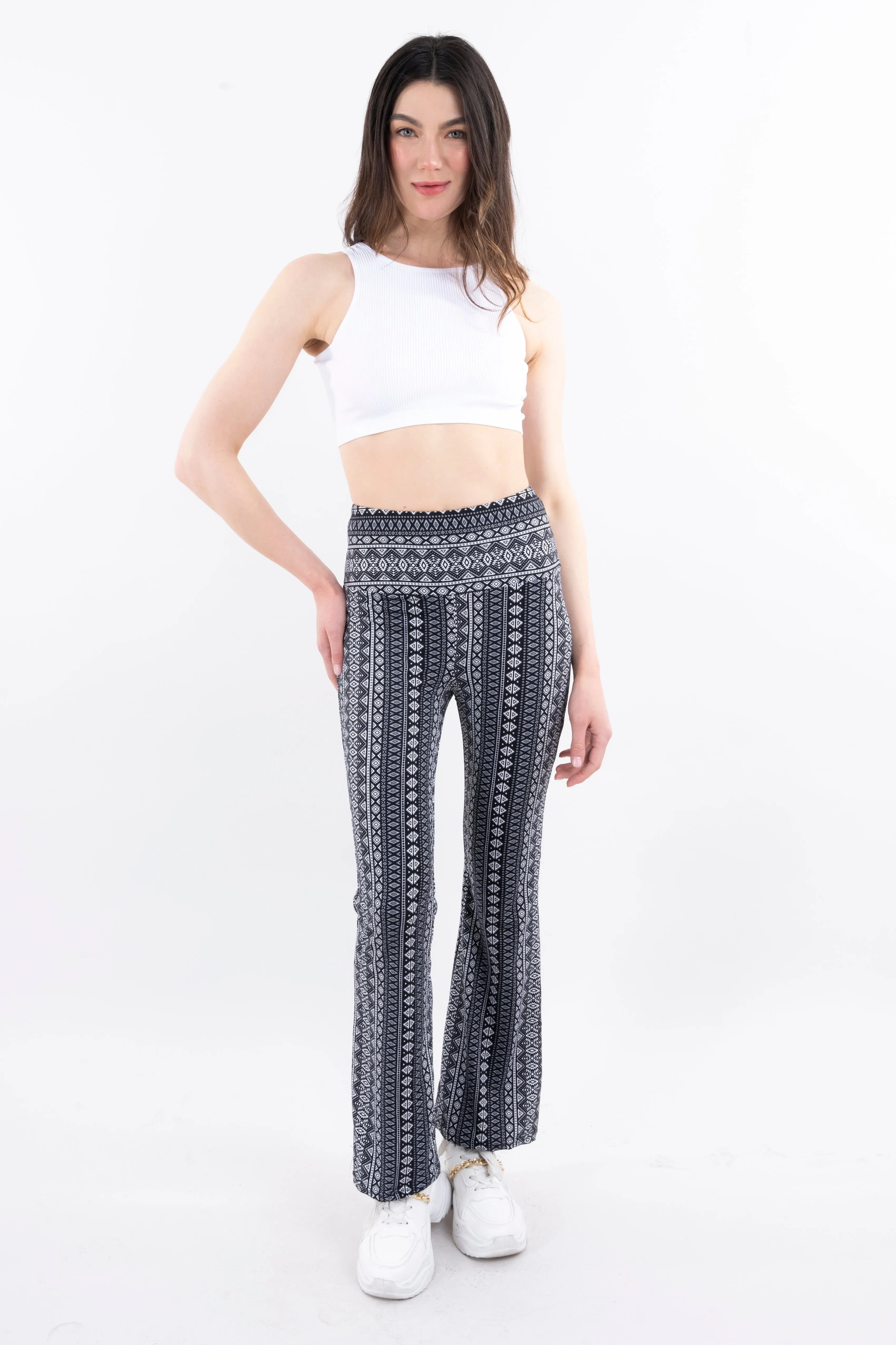Pantalon estampado tribal sold by Shasa product image thumbnail 2