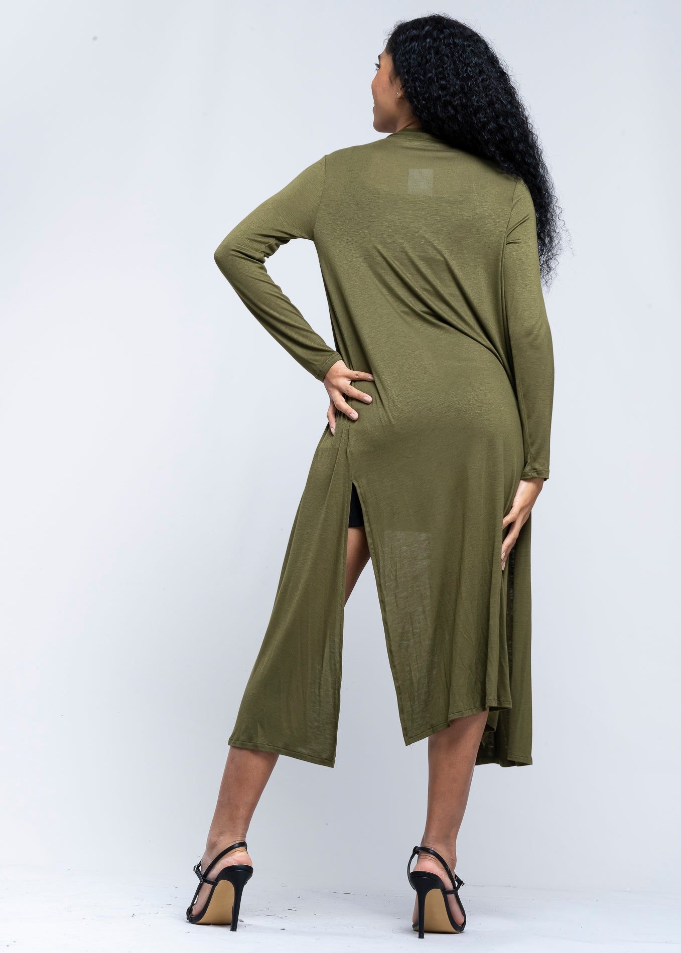 Cárdigan largo aberturas laterales sold by Shasa product image thumbnail 4