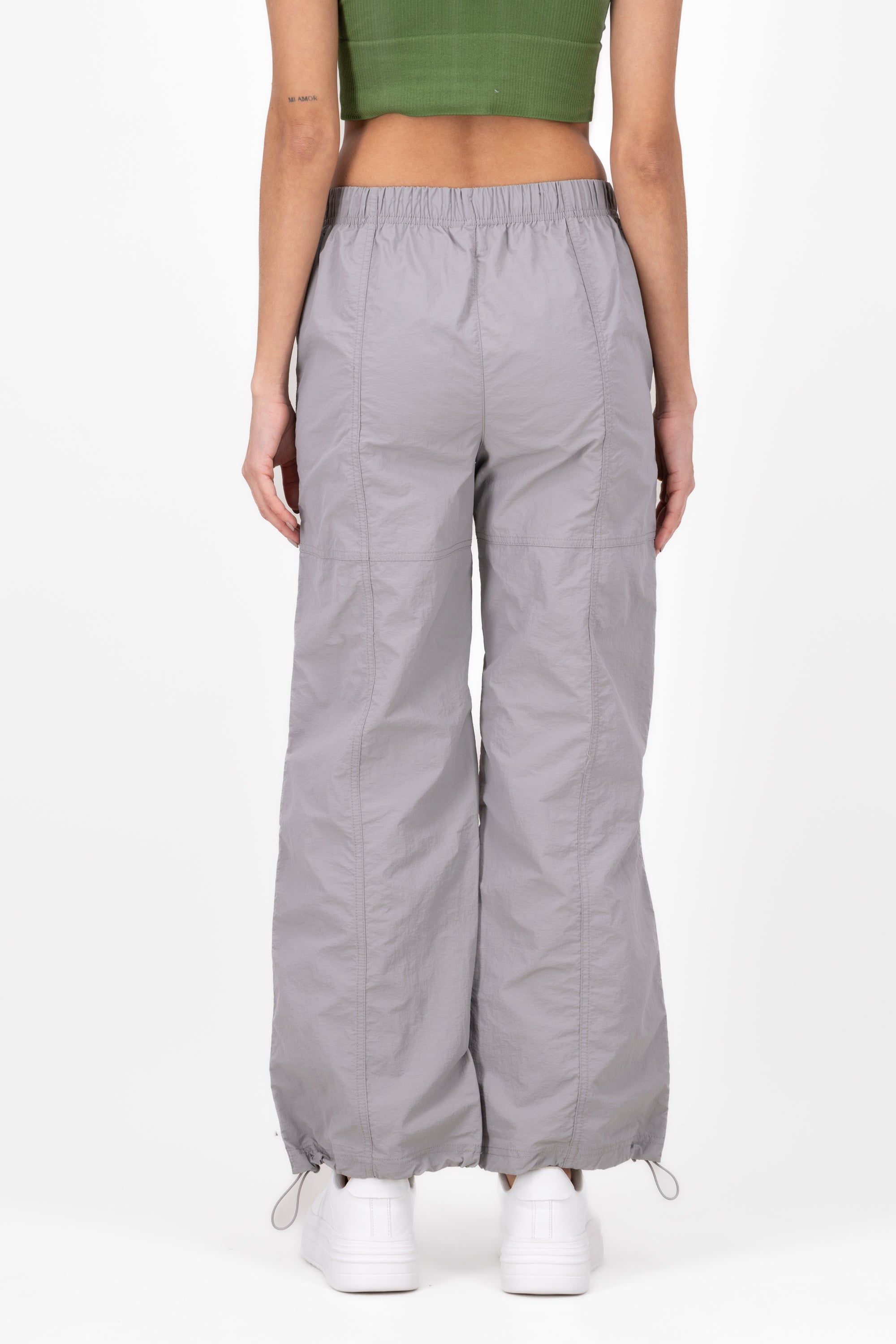 Pantalones Tipo Parachute sold by Shasa product image thumbnail 4