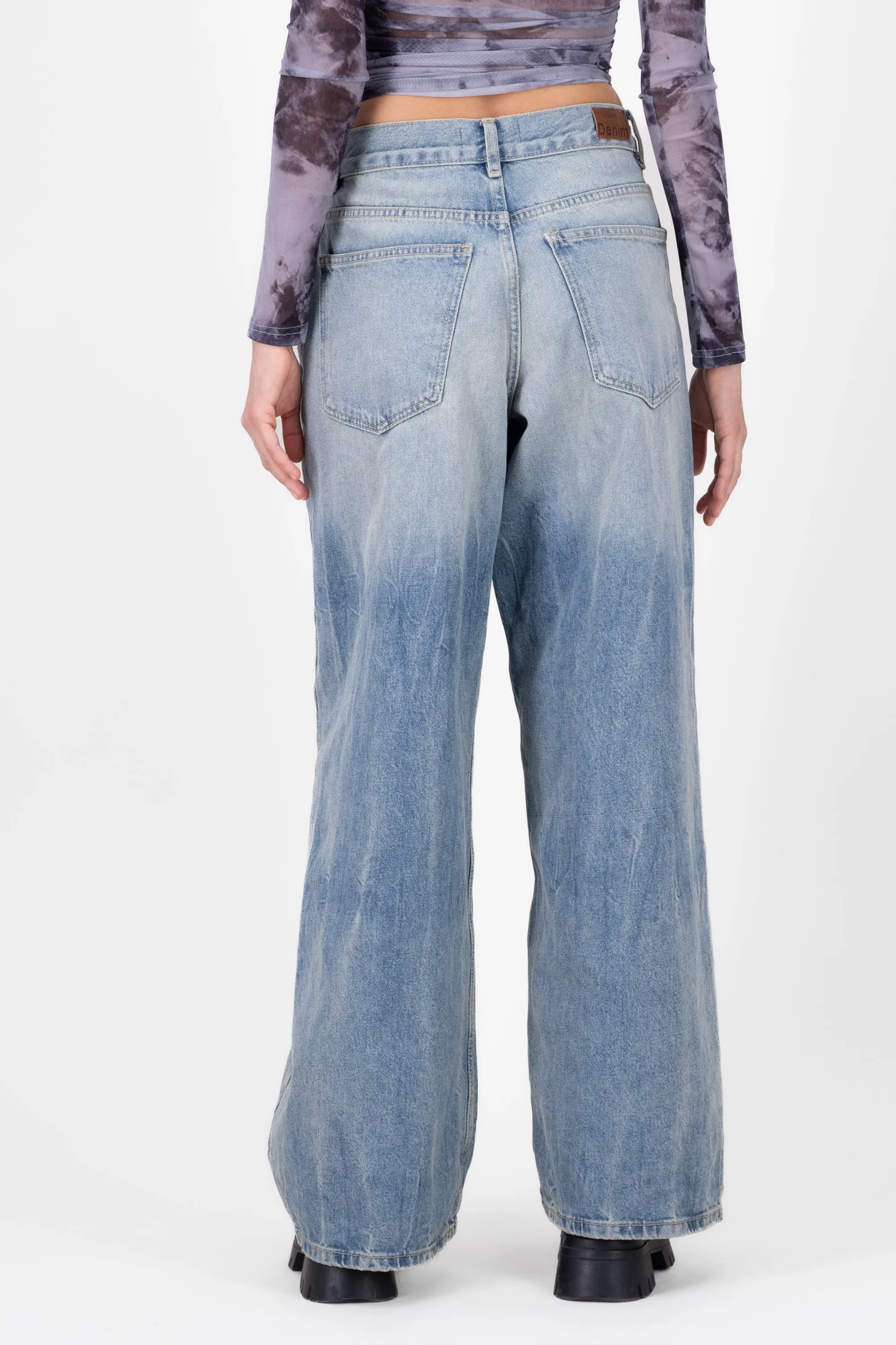 Jeans wide leg amplios con tinta sold by Shasa product image thumbnail 5