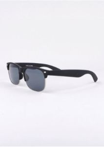 Lentes sol medio armazón sold by Shasa