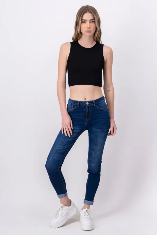 Jeans cintura media dobladillo sold by Shasa