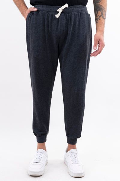 Jogger cintura alta bolsillos sold by Shasa