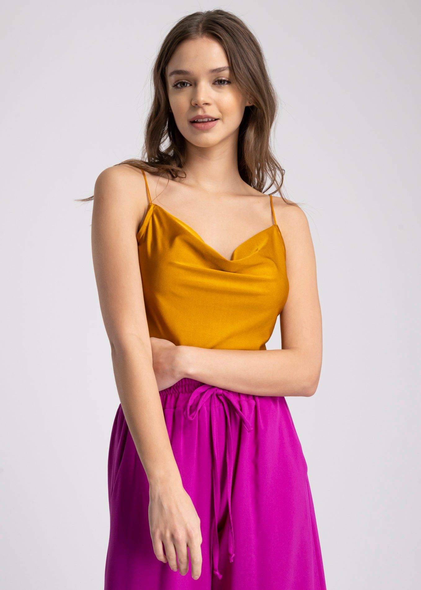 Top liso escote cascada sold by Shasa product image thumbnail 5