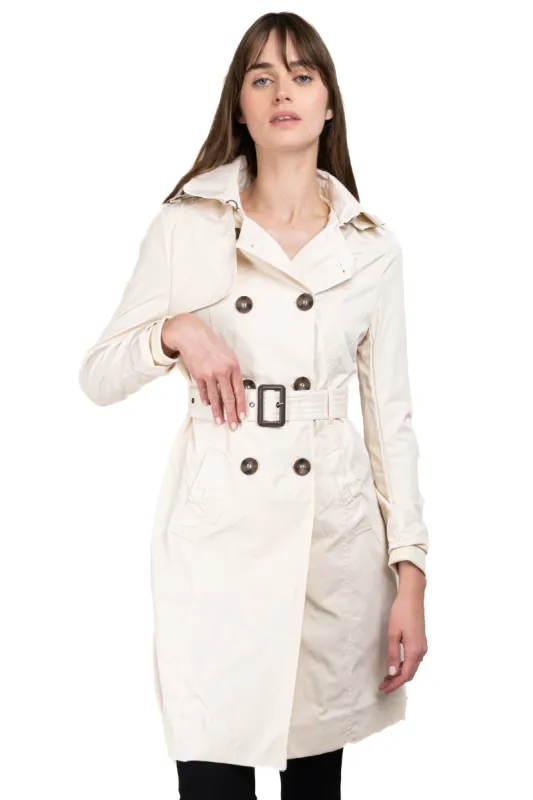 Gabardina gorro cinturón sold by Shasa