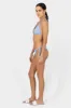 Bikini 3 pzs flores 3D sold by Shasa