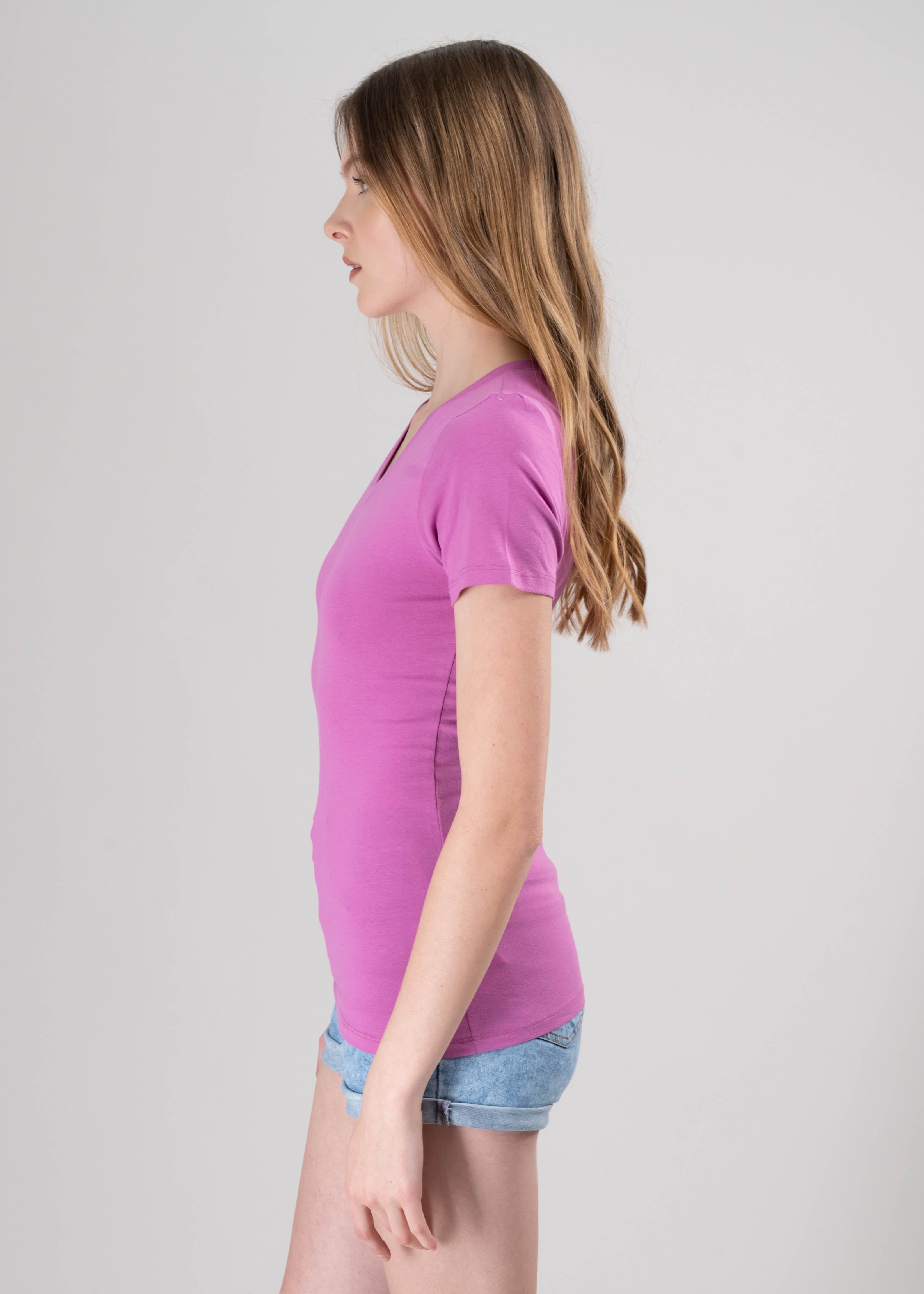 Playera manga corta escote v liso sold by Shasa product image thumbnail 3