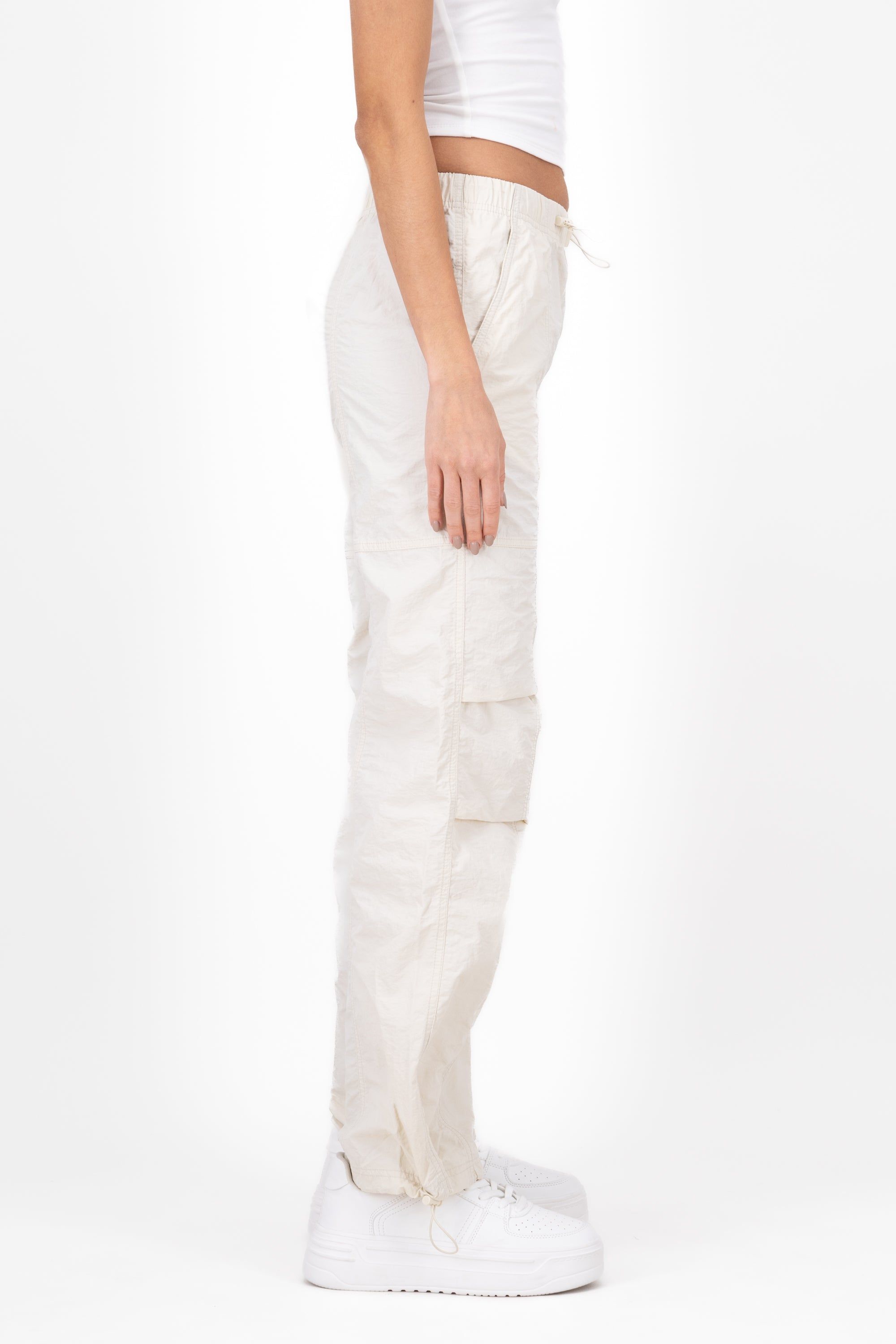 Pantalones Tipo Parachute sold by Shasa product image thumbnail 3