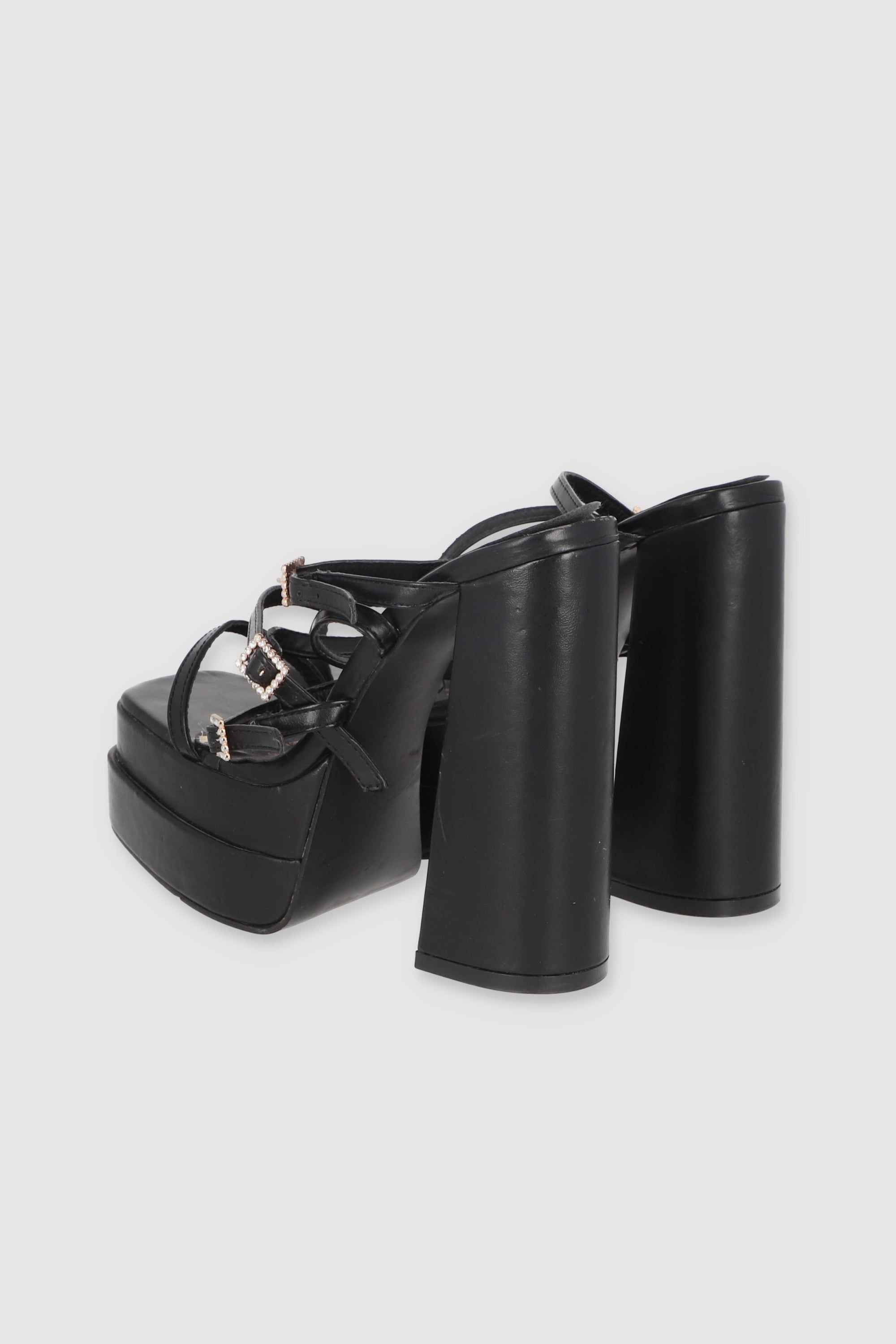 Tacón Plataforma Mega Correas sold by Shasa product image thumbnail 4