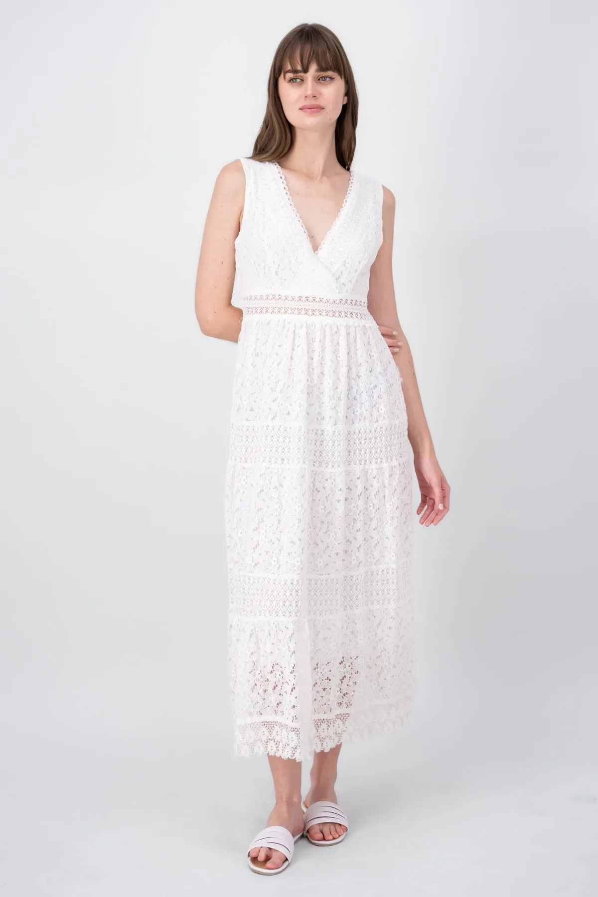 Vestido maxi encaje escote en V Hypsters sold by Shasa product image thumbnail 2